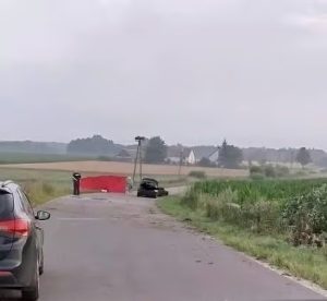 Tragiczny wypadek między Sawicami a Liszkami. Nie żyje 30-letni mężczyzna
