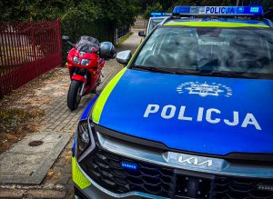 Omal nie doprowadził do kolizji z radiowozem - miał 2 promile