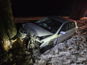 Nietrzeźwa 50-latka zderzyła się z dwoma autami