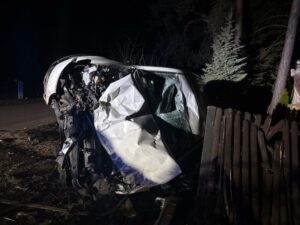 Pijany zatrzymał się na ogrodzeniu kapliczki. A to dopiero początek jego problemów