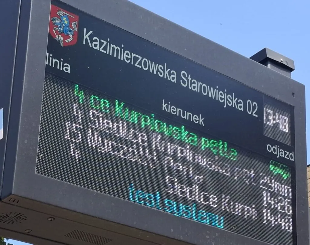 Testy nowych tablic informacji pasażerskiej
